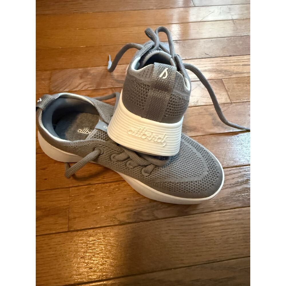 AllBirds Women's Tree Runner Size 7 Mist (White Sole) - Picture 5 of 15